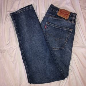 Levi jeans